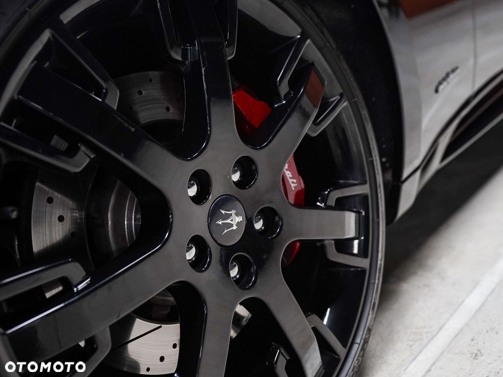 Maserati GranTurismo Sport - 29