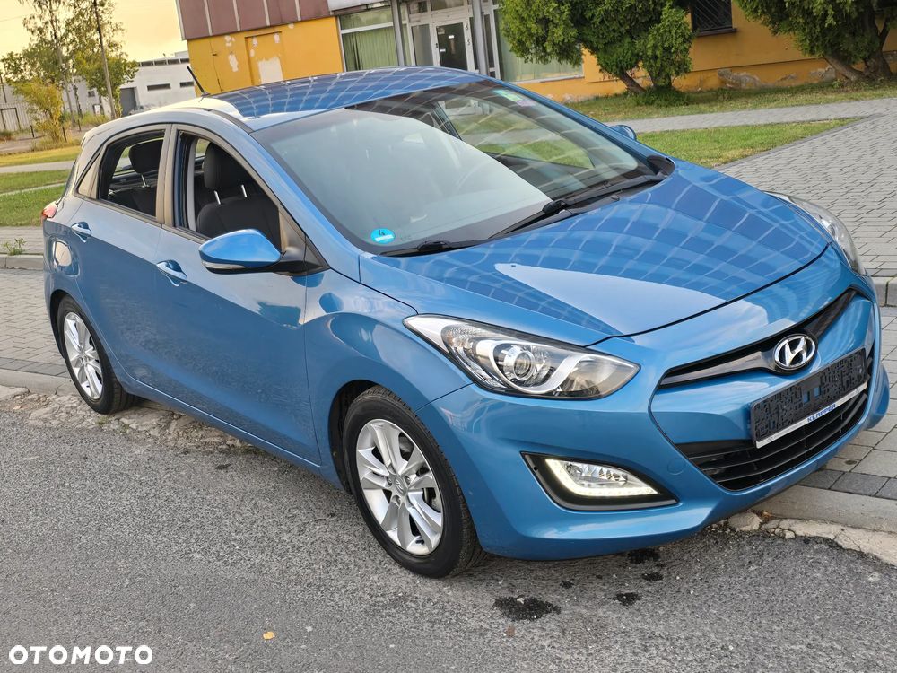 Hyundai i30 1.4 CRDi Comfort - 4