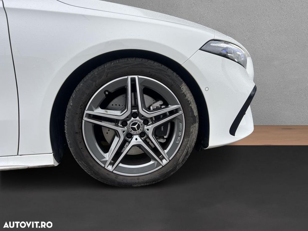 Mercedes-Benz CLA - 11