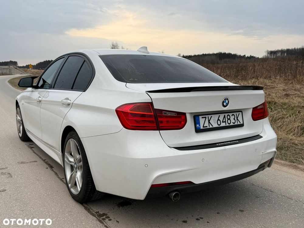 BMW Seria 3 318d M Sport EU6 - 8