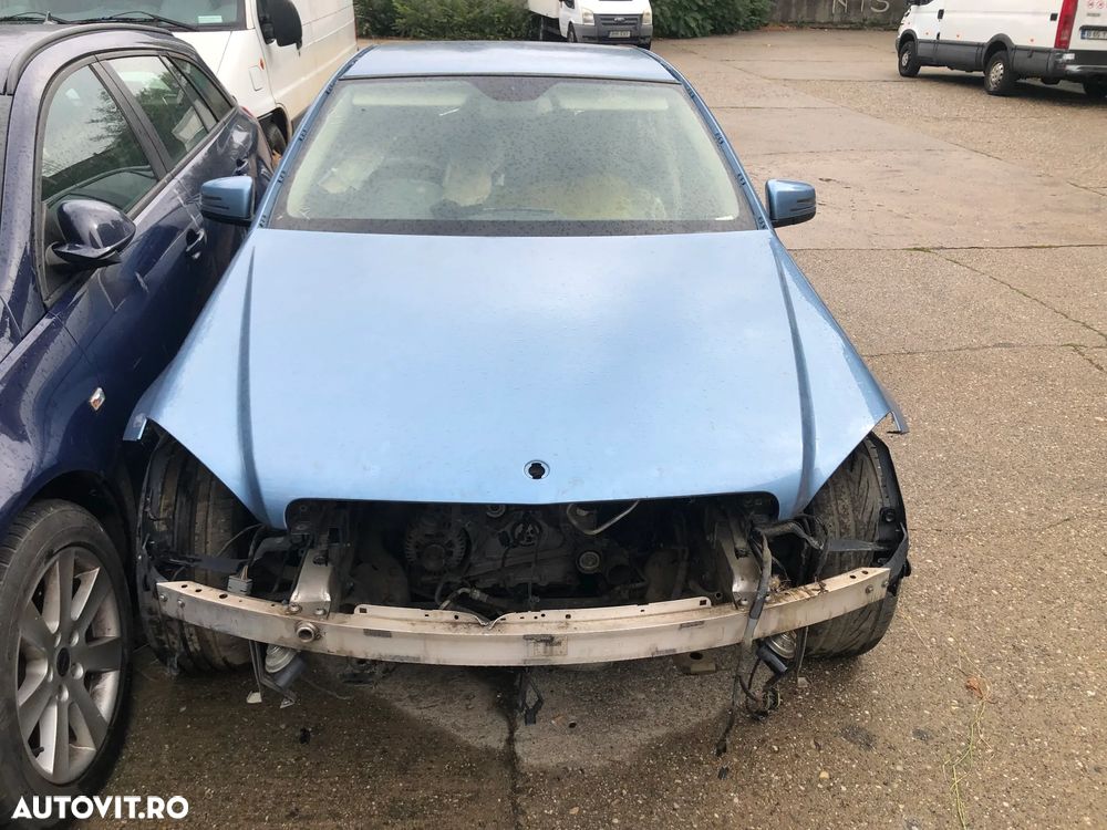 Dezmembrez Mercedes Benz C200 W204  automat bleo albastru 2009 - 5