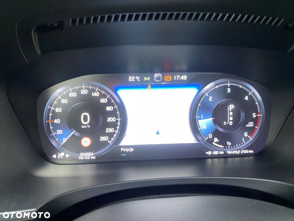 Volvo V90 D5 SCR AWD R-Design - 12