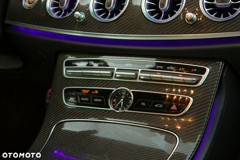 Mercedes-Benz Klasa E AMG 53 4Matic AMG Speedshift TCT-9G - 31