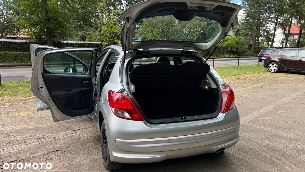 Peugeot 207 1.6 HDi Presence - 10
