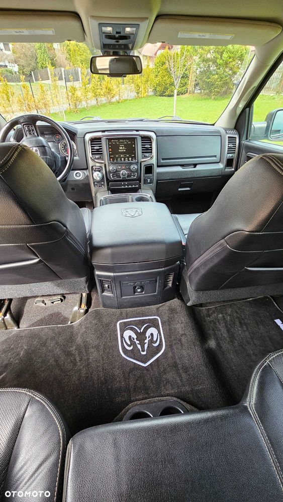Dodge RAM - 6
