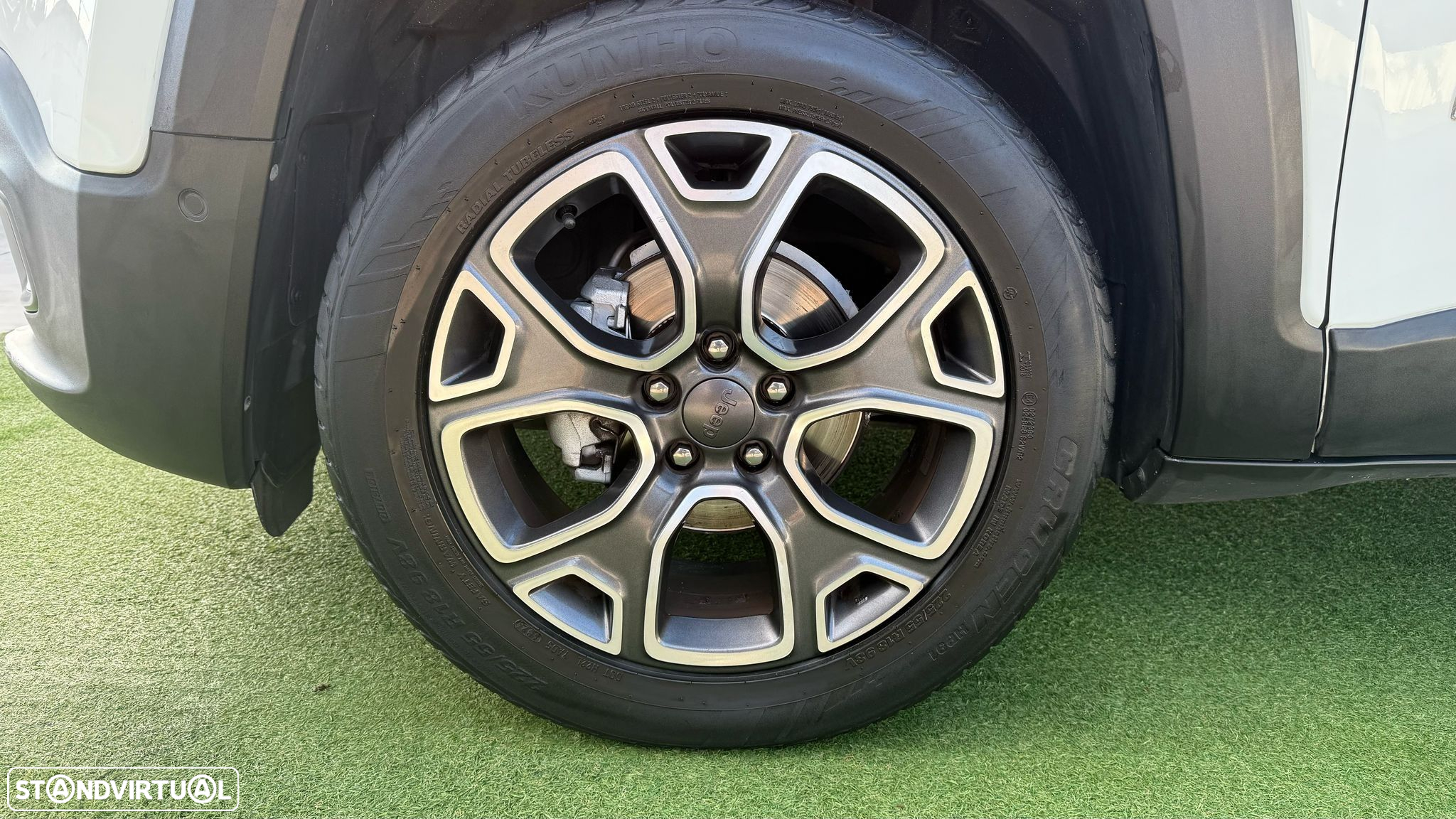 Jeep Renegade 1.6 MJD Limited DCT - 12