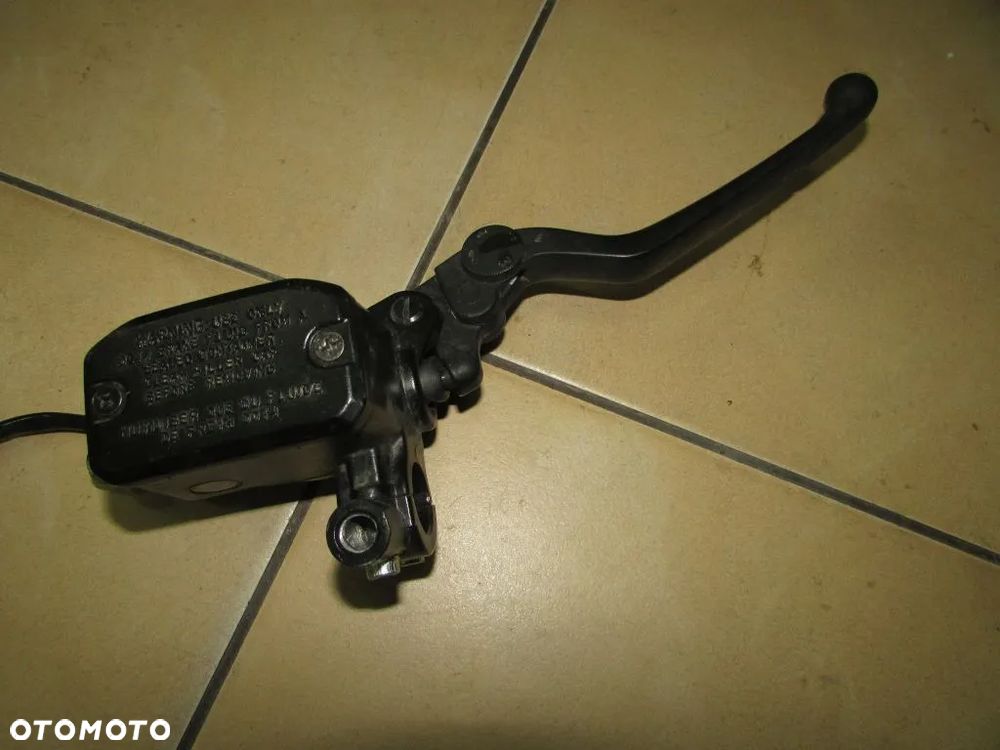 Benelli TRK 502X pompa hamulca przedniego - 1