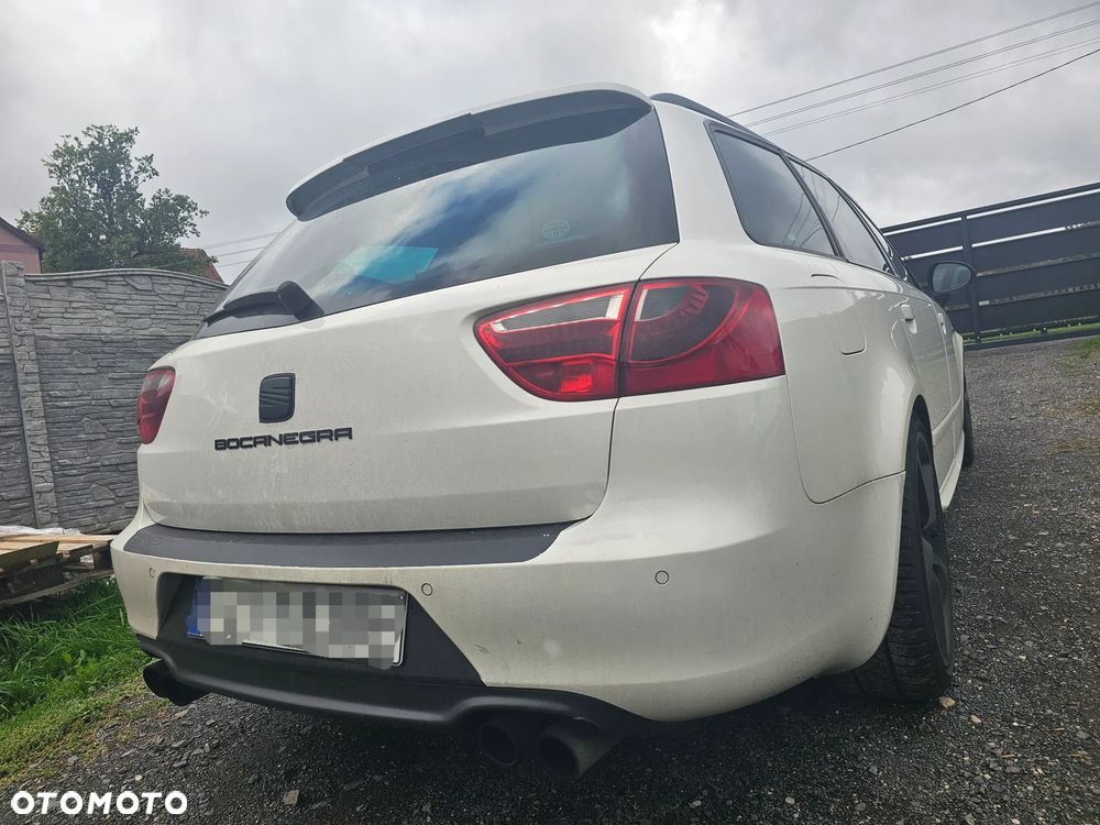 Seat Exeo 2.0 TDI DPF Sport - 4