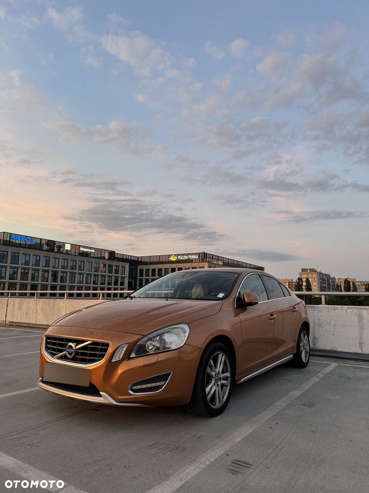 Volvo S60 D5 Summum - 13