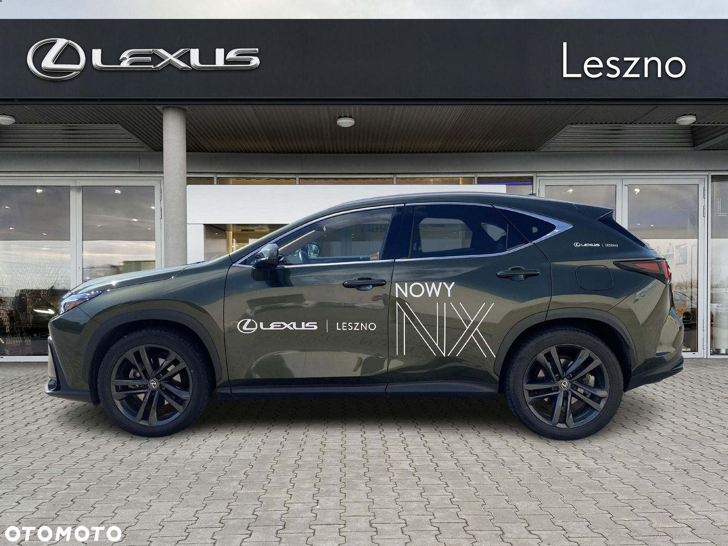Lexus NX - 9