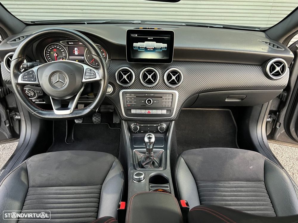 Mercedes-Benz A 180 d AMG Line - 14