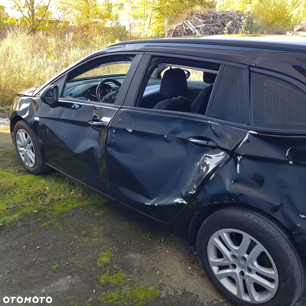 Opel Astra - 11