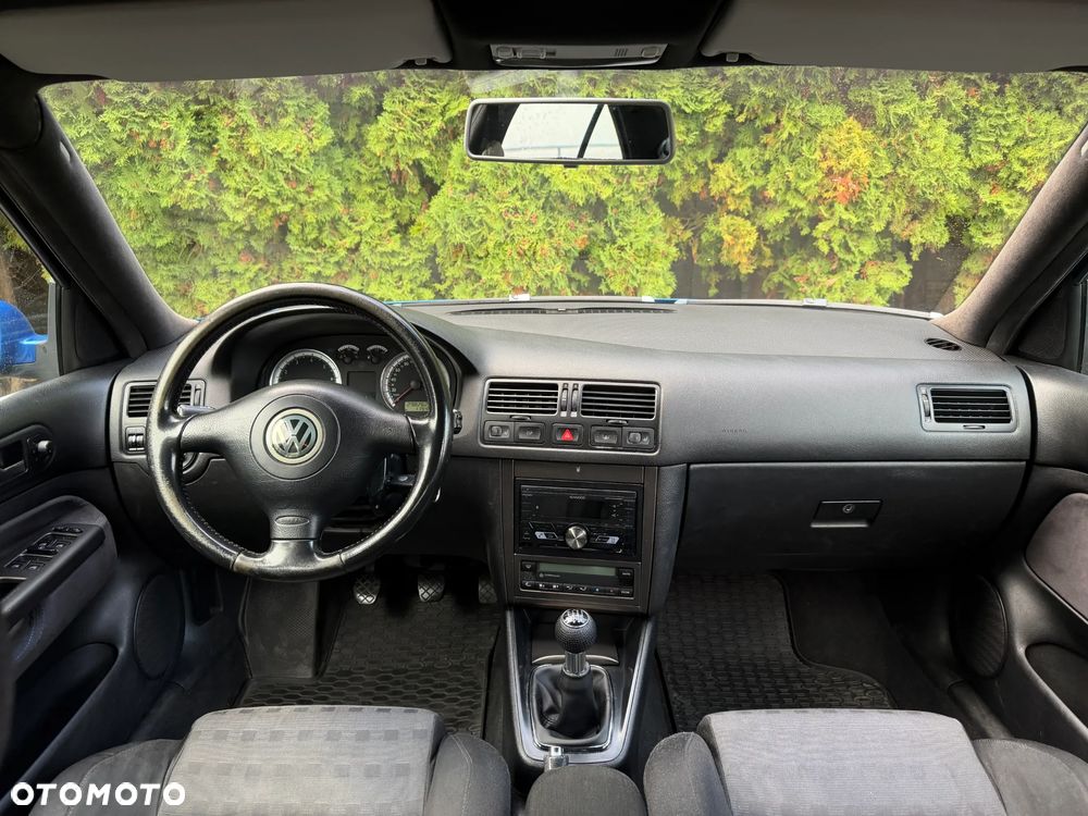 Volkswagen Bora 1.8T Trendline - 14