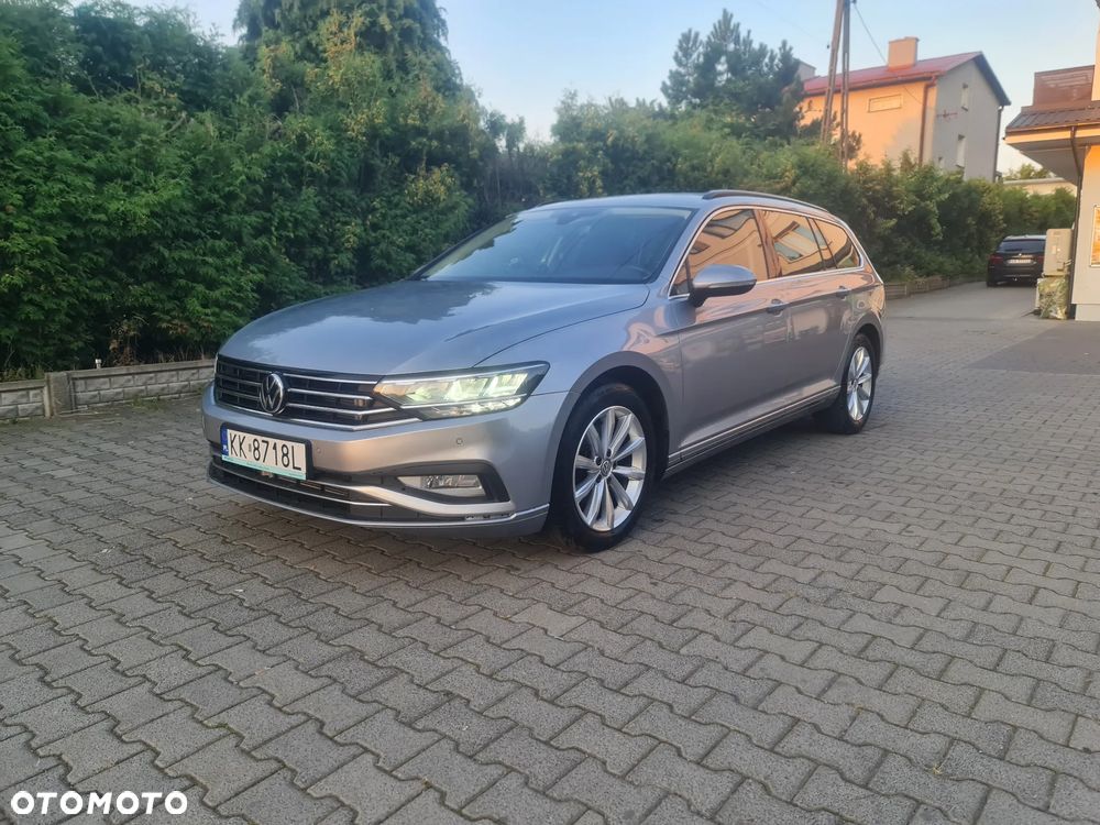 Volkswagen Passat 2.0 TDI SCR DSG Business - 1