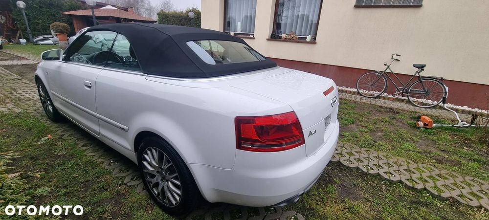 Audi A4 Cabrio 2.0 TFSI multitronic - 8