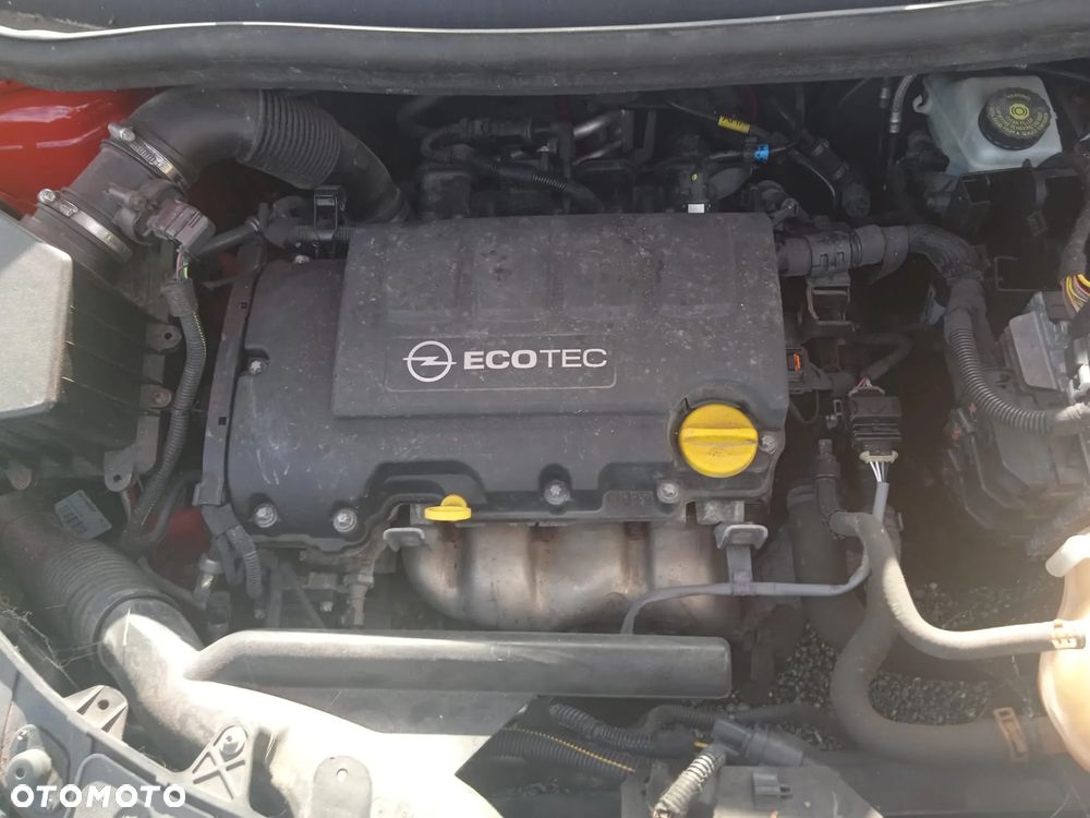 Opel Corsa 1.4 16V 111 - 13