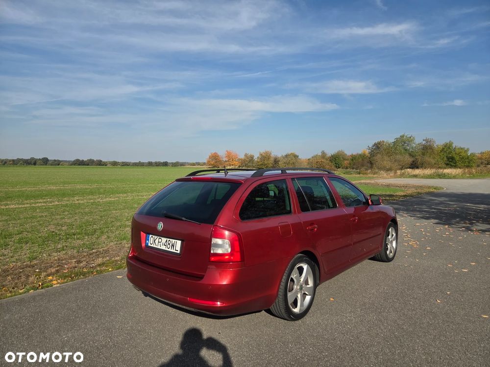 Skoda Octavia 1.8 T FSI Elegance - 9
