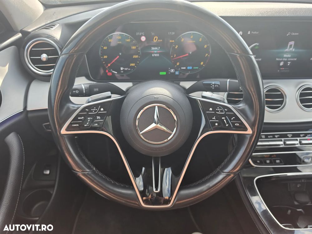 Mercedes-Benz E - 28