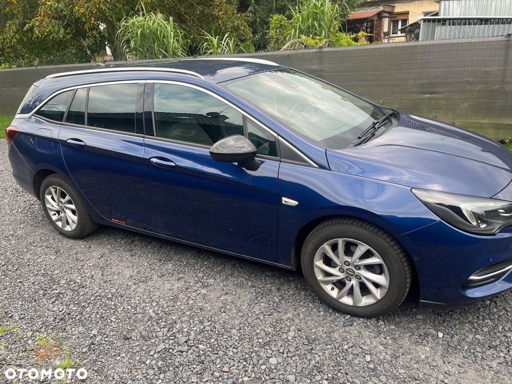 Opel Astra 2021 photo 3