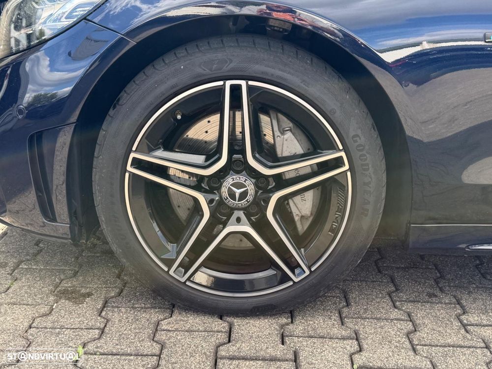 Mercedes-Benz C 300 - 12