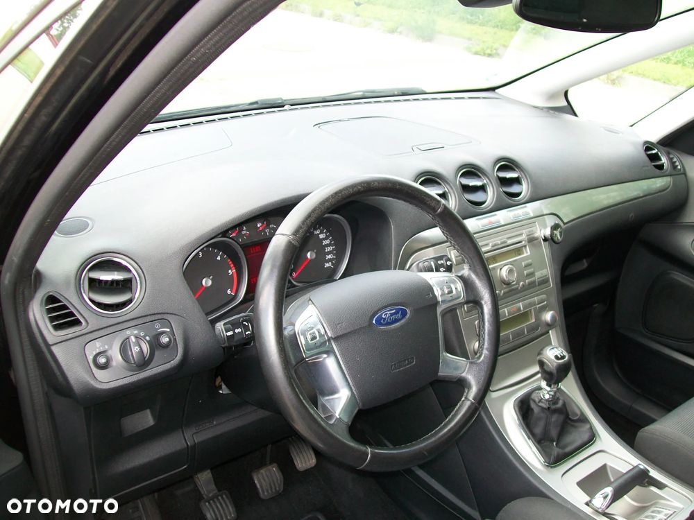 Ford S-Max 2.0 TDCi DPF Trend - 17