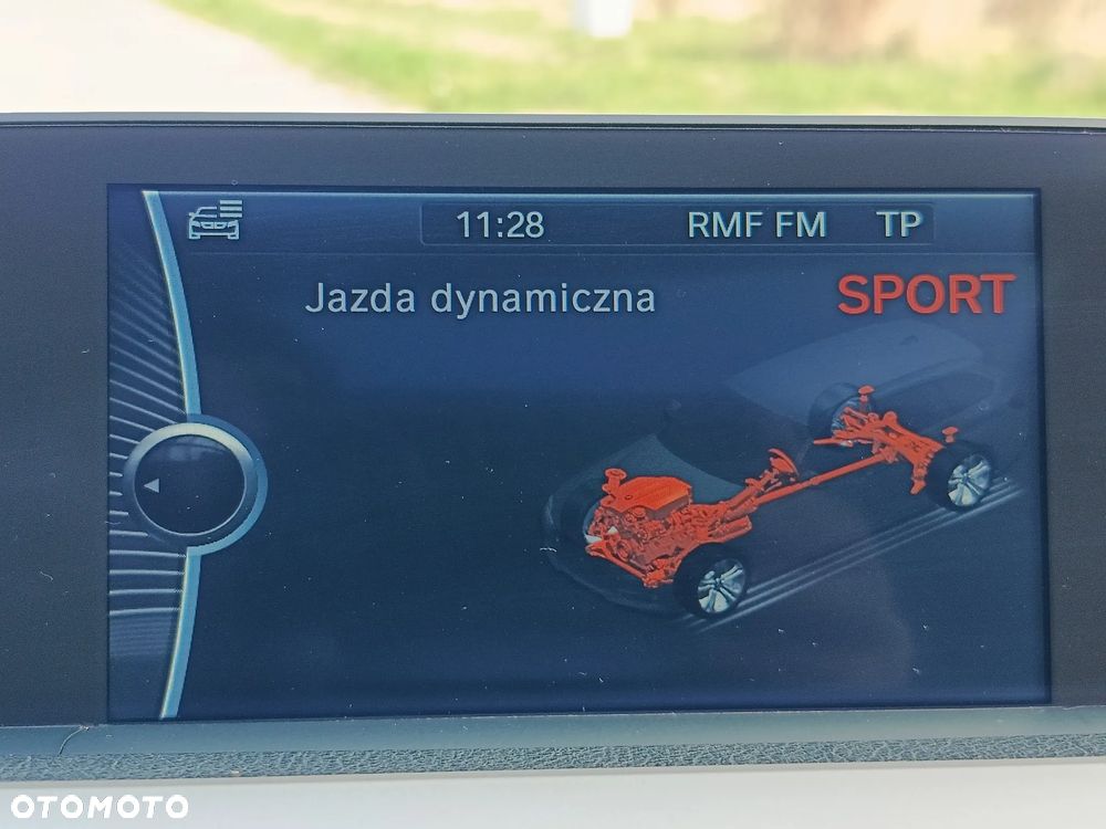 BMW Seria 3 320d - 24