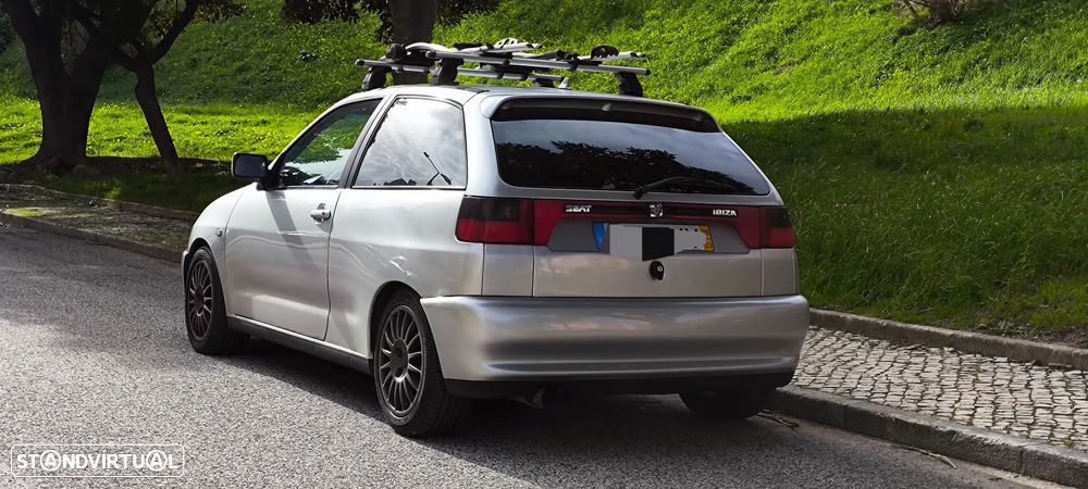 SEAT Ibiza 1.9 TDi Latino - 3