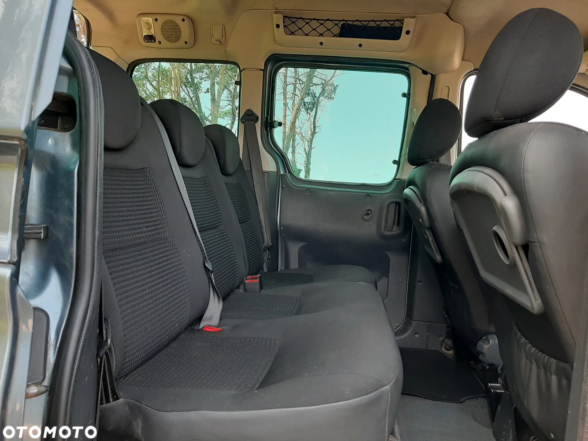 Citroën Berlingo II 1.6 HDi Multispace - 10