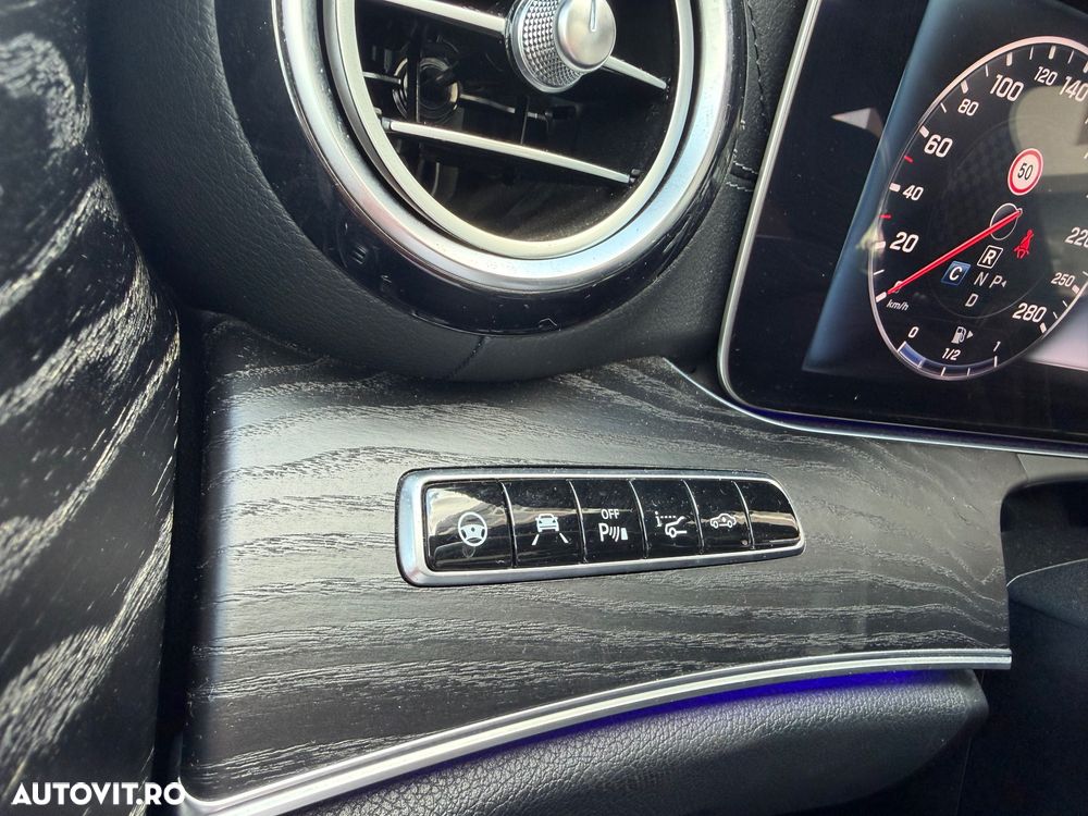 Mercedes-Benz E 43 AMG 4MATIC Aut. - 16
