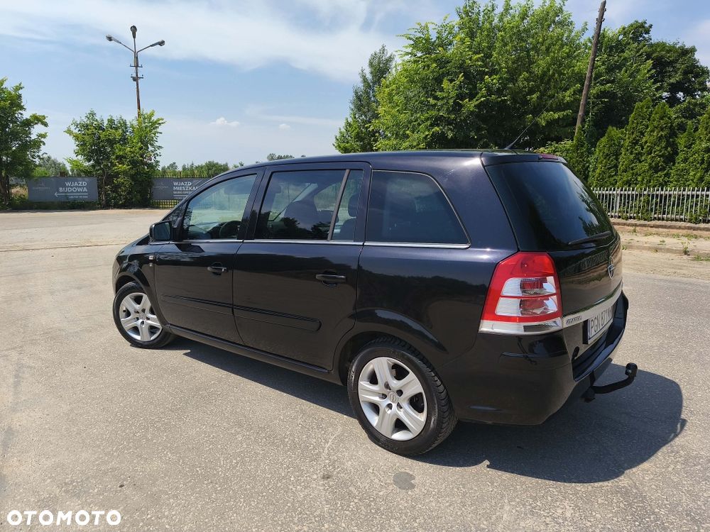Opel Zafira - 4