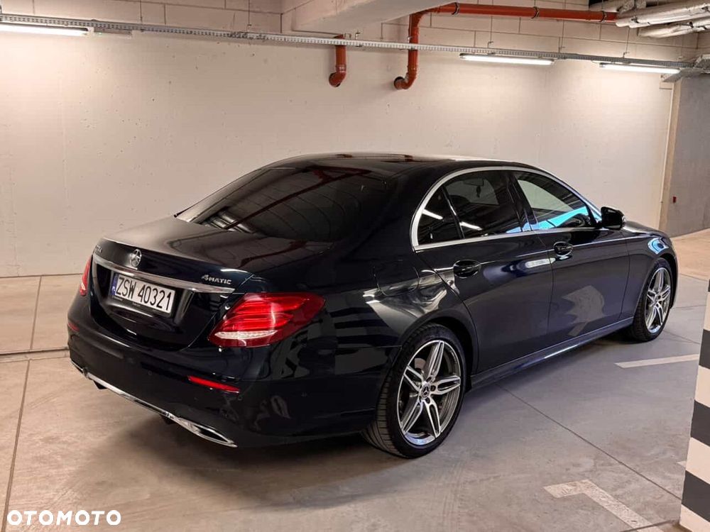 Mercedes-Benz E-Class 2017 photo 4