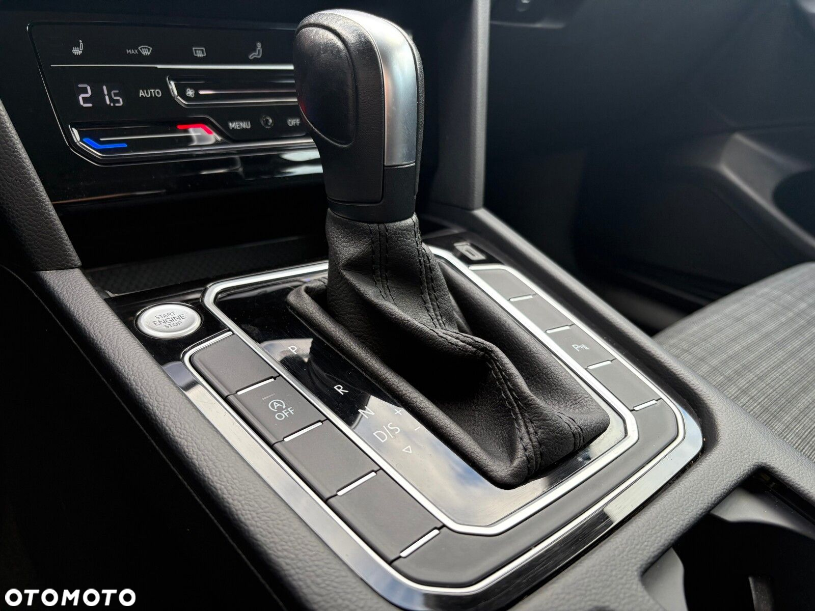 Volkswagen Passat - 24