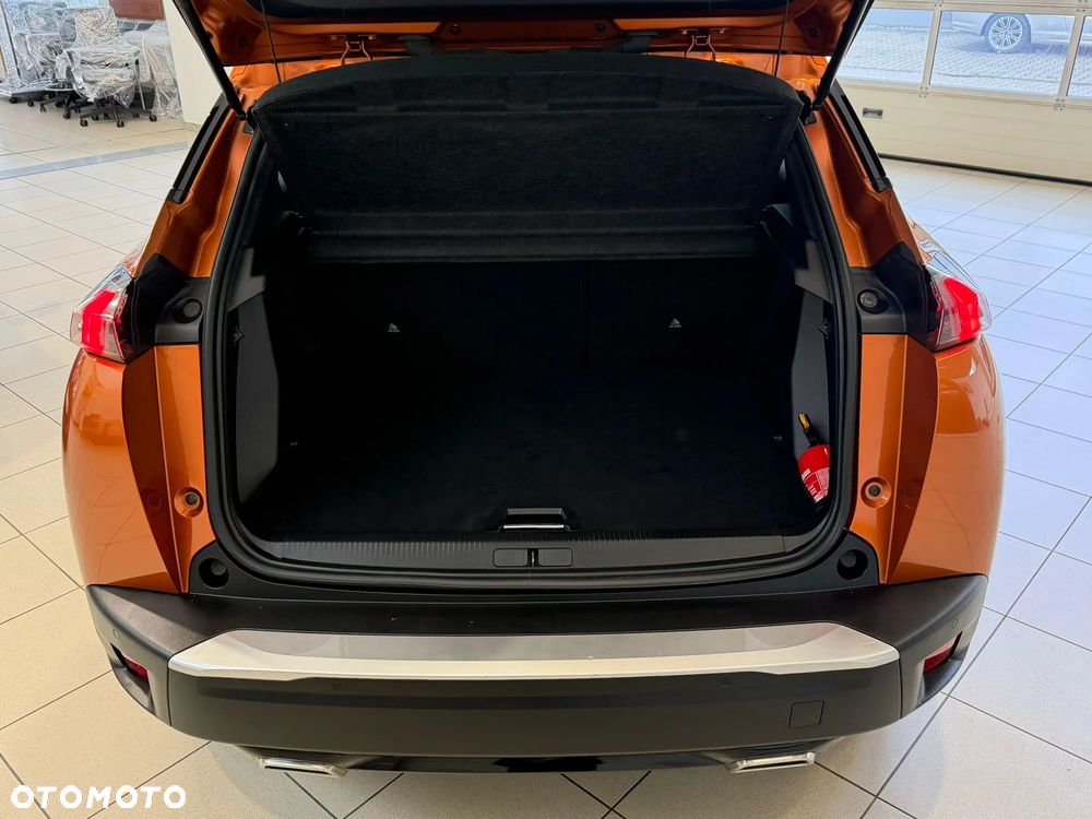 Peugeot 2008 1.2 PureTech Allure Pack S&S - 27