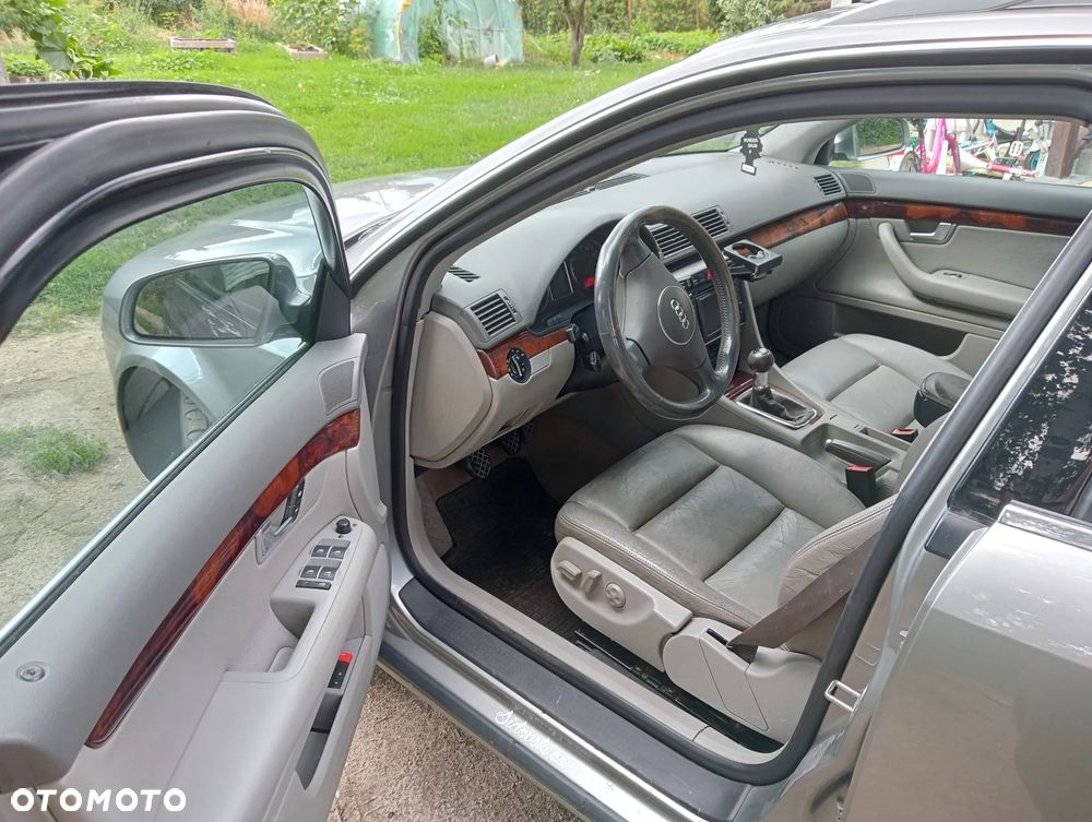 Audi A4 Avant - 2