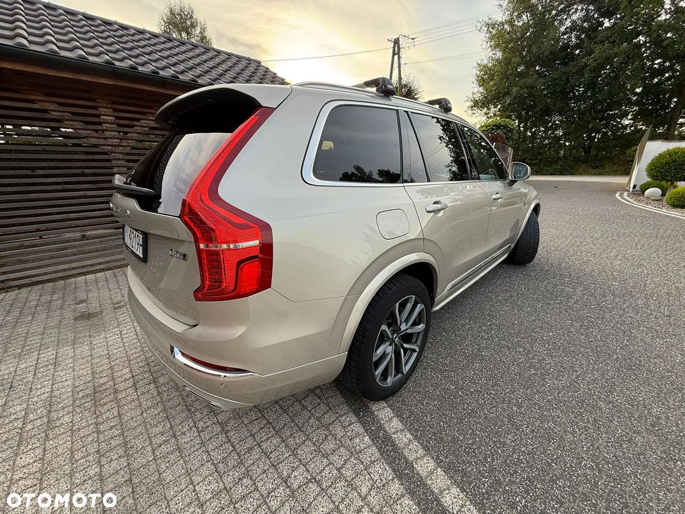 Volvo XC 90 - 8
