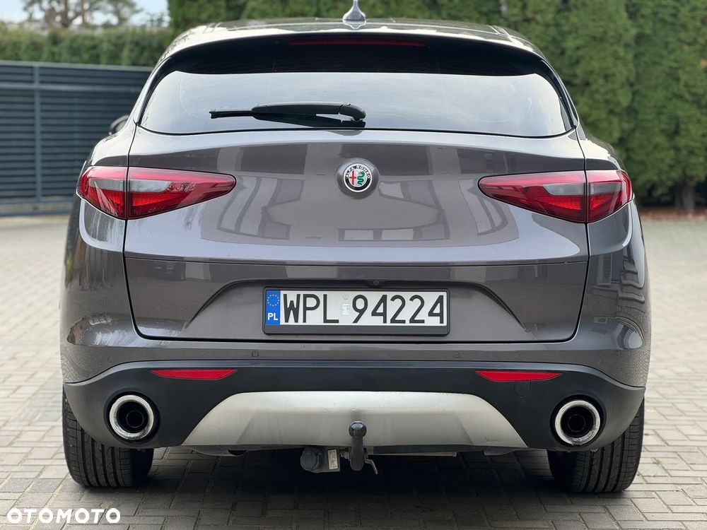 Alfa Romeo Stelvio 2.2 16V AT8 Business - 6
