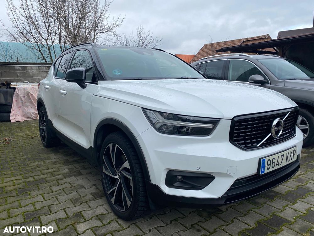 Volvo XC 40 D4 AWD R-Design - 5