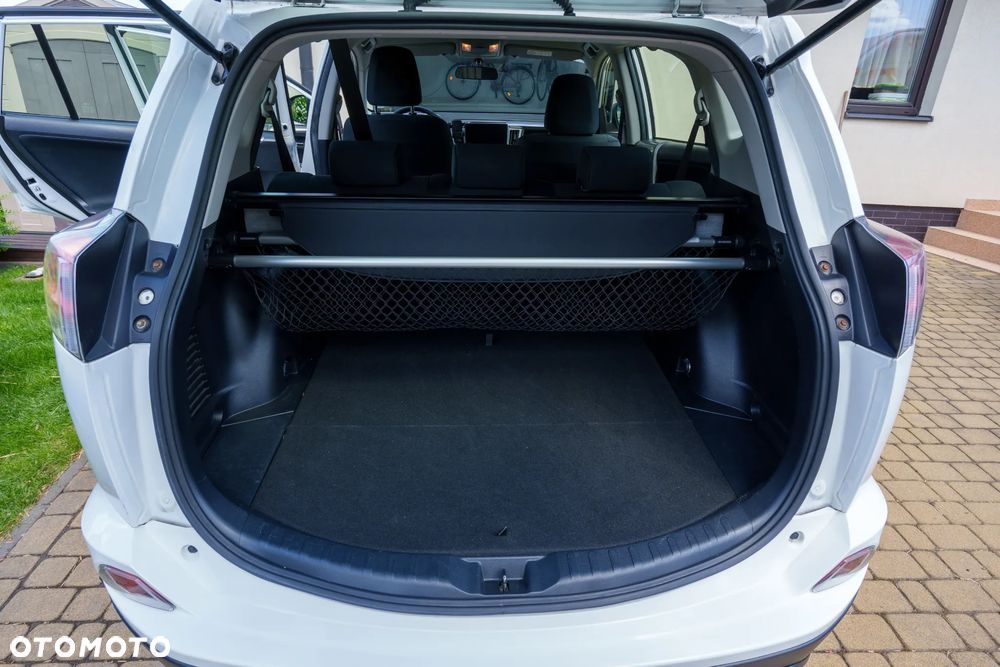 Toyota RAV4 2.0 D-4D Active 4x2 - 14