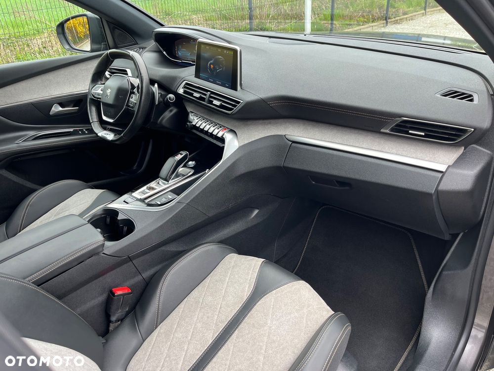 Peugeot 3008 1.6 PureTech Hybrid4 PHEV GT Pack S&S EAT8 - 20