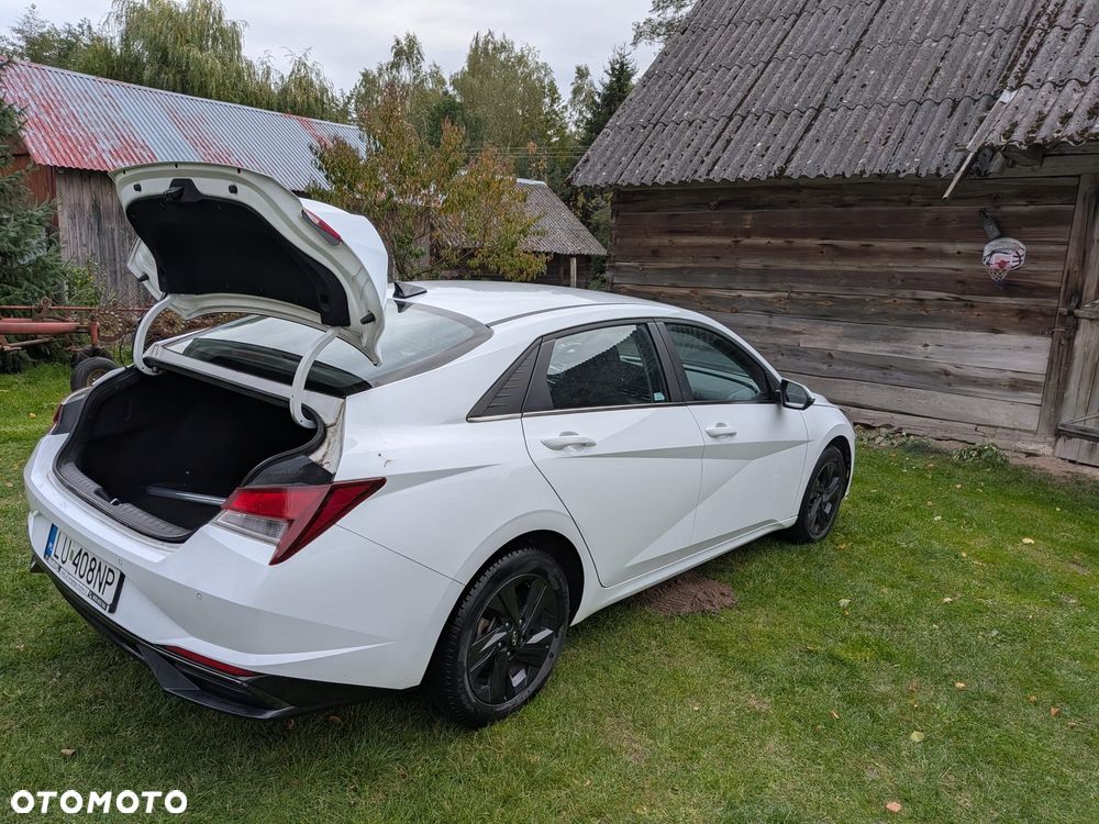 Hyundai Elantra 2022 photo 5