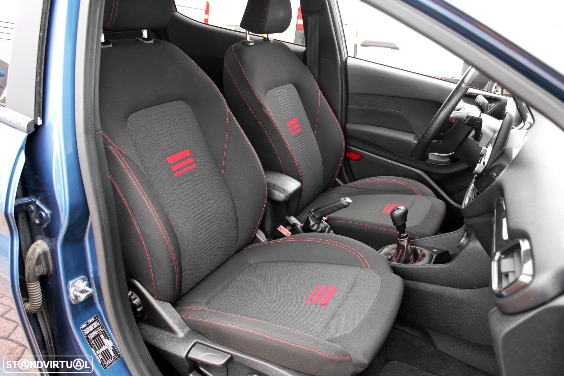 Ford Fiesta 1.0 EcoBoost MHEV ST-Line - 15