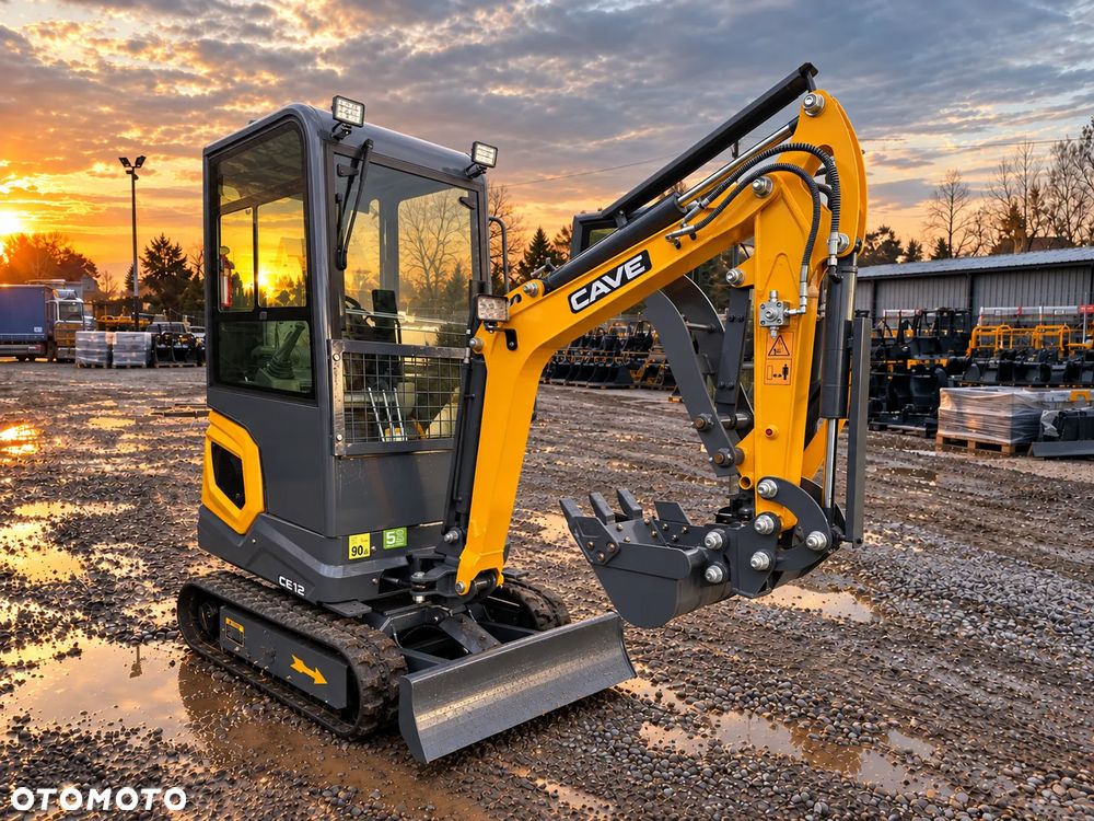 Case CAVE CE12 Minikoparka 1200KG - 2