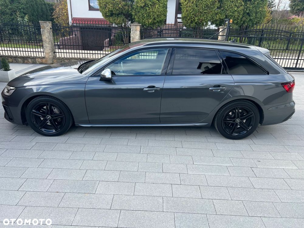 Audi S4 Avant - 10