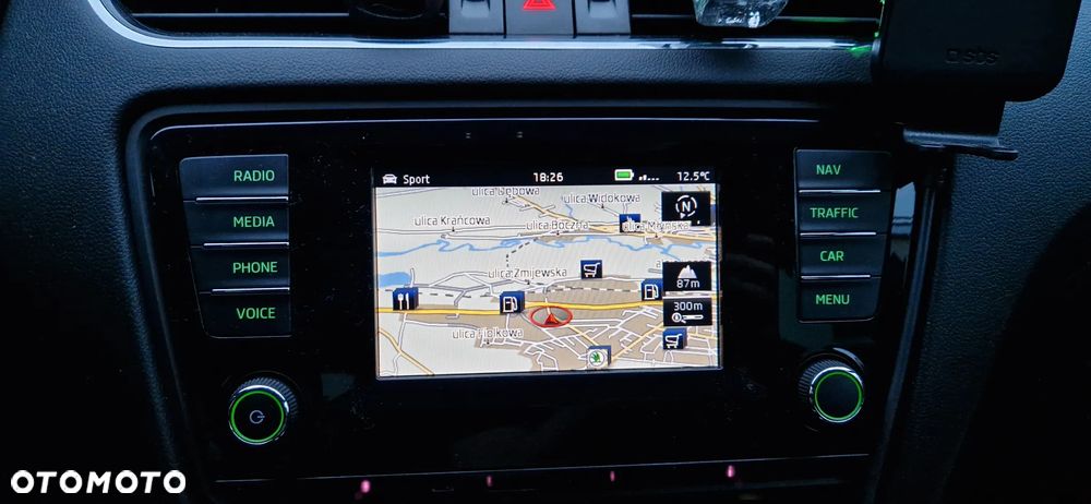 Skoda Octavia 2.0 TDI DSG RS - 18
