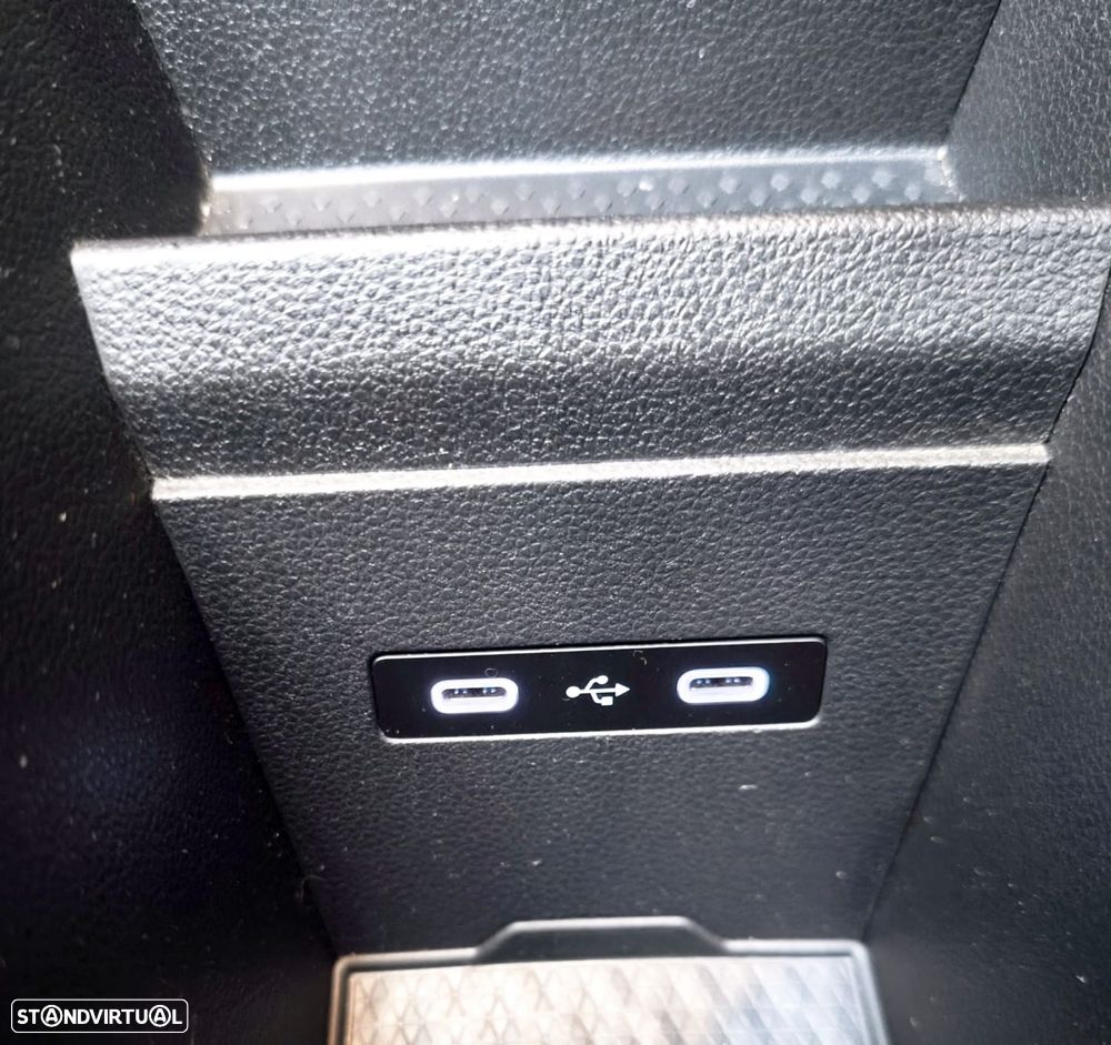 Renault Mégane E-Tech - 10