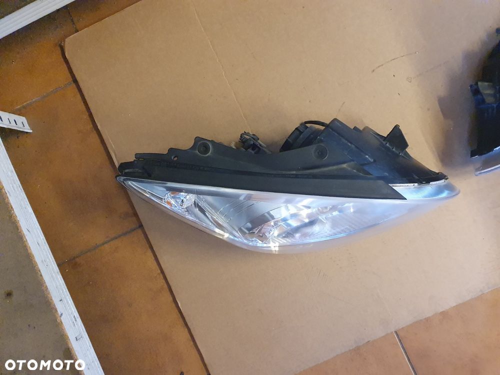 REFLEKTOR L/P HYUNDAI I30 EUROPA - 7