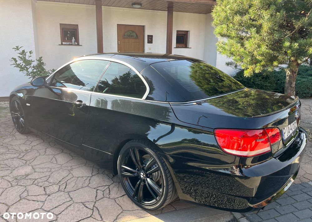 BMW Seria 3 325i Cabrio - 3