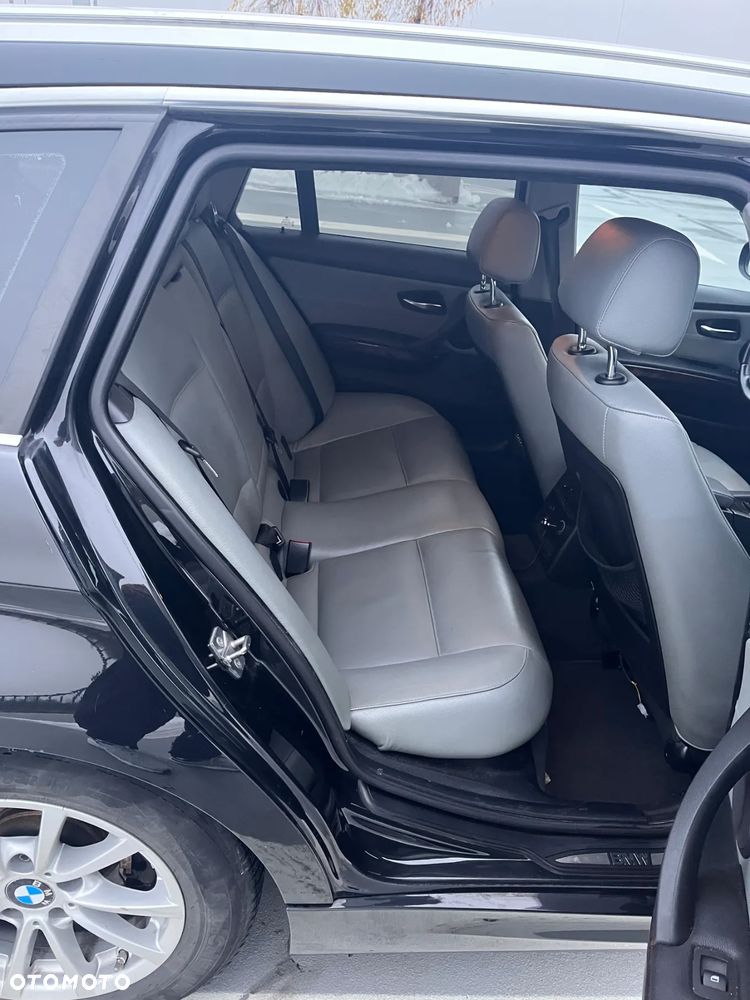 BMW Seria 3 320d DPF - 17