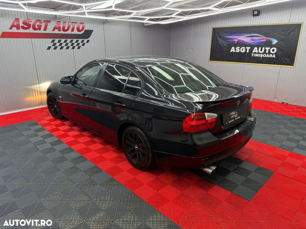 BMW Seria 3 320d Touring - 5