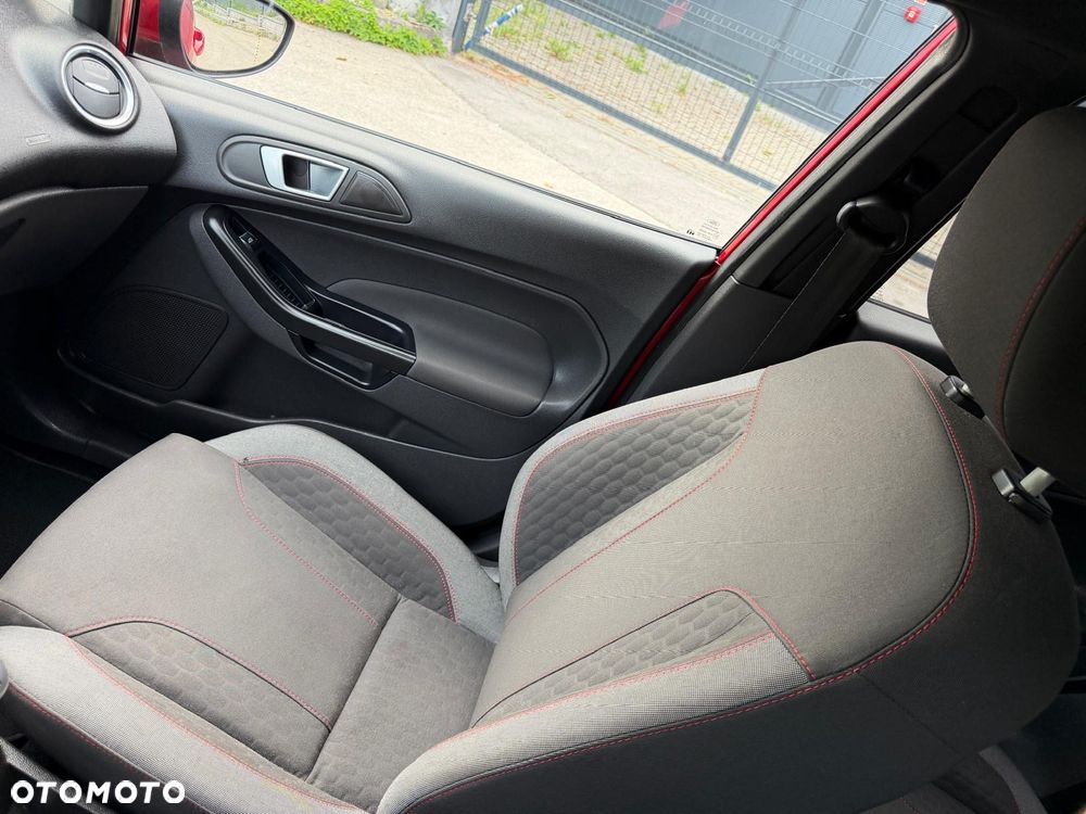 Ford Fiesta 1.0 EcoBoost S&S ST-LINE - 20